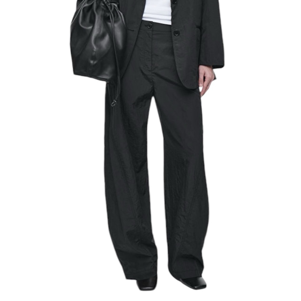 💥SOLD💥NWT COS Barrel Leg Nylon Pants - Picture 4 of 8